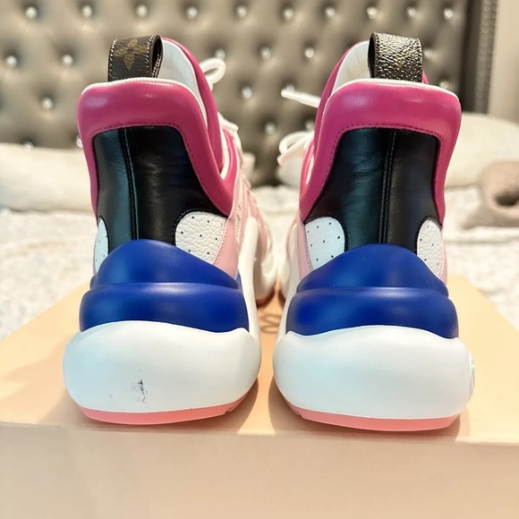 Louis Vuitton Archlight Sneakers!!! Size 9.5 😍😍😍 - Picture 7 of 7